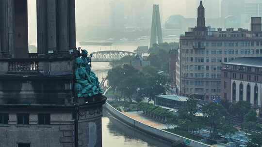 清晨航拍上海苏州河