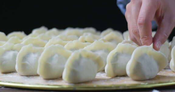 冬至立冬包水饺