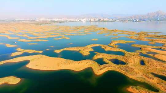 航拍乌海市乌海湖沙漠沙丘视频素材模板下载