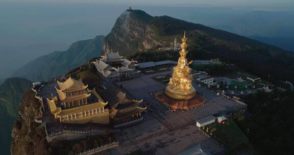 航拍四川峨眉山金顶美丽风景