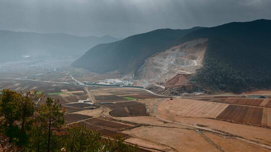 破山开采石头云层变化光影斑驳延时视频视频素材模板下载