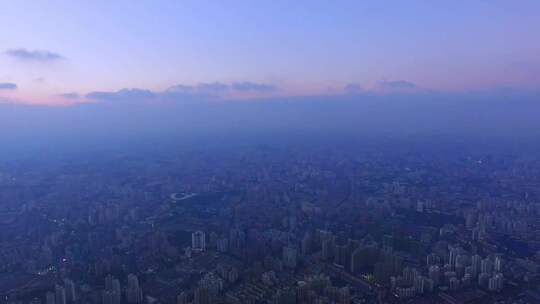 清晨上海城市天际线