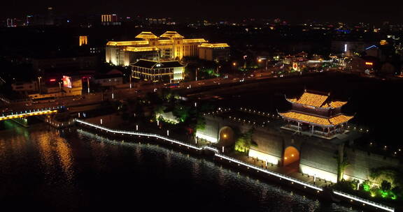 城市航拍苏州相门古城摇到相门桥车流夜景