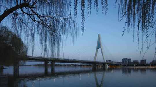 石家庄滹沱河学府桥夜景