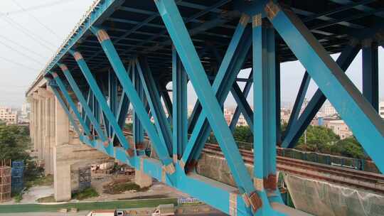 中国高铁桥梁航拍日落场景实拍素材