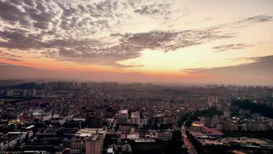 城市夕阳晚霞日落火烧云航拍东莞大景