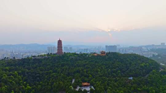 夕阳下的楚雄彝族州中国第一福塔大景航拍