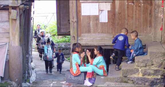 非遗马尾绣水族端节民族服装服饰贵州云南