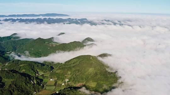 4k航拍高山峡谷云海