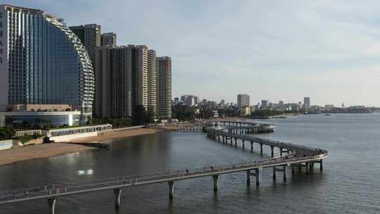 海边城市航拍建筑大海日落