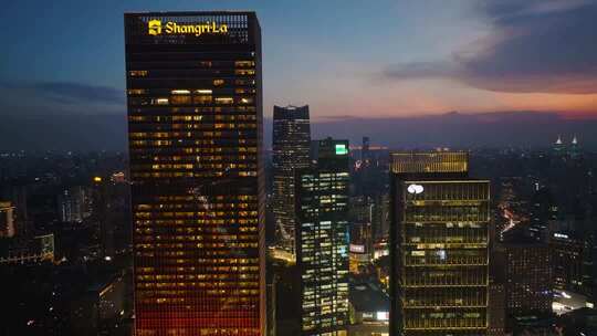 香格里拉后退静安寺商圈夜景