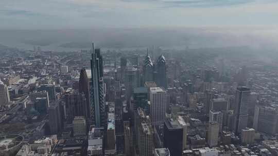 城市航拍费城市中心摩天大楼天际线