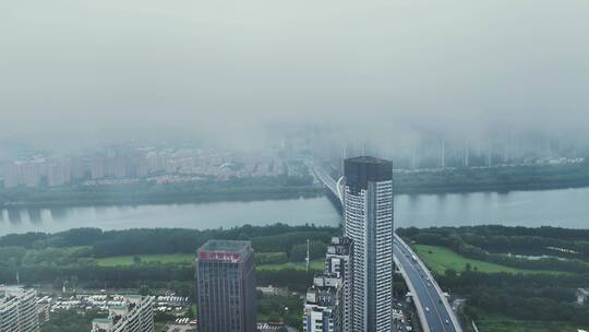 沈阳三好桥平流雾航拍4K大气风光