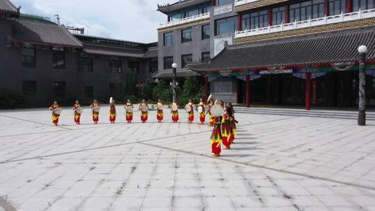 满族太平鼓表演