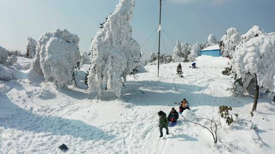 临安百丈岭雪景冰雪运动风光4K航拍