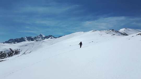 雪宝顶徒步旅行素材