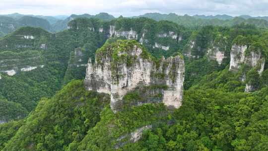 世界遗产地喀斯特 施秉云台山 白云岩山峰