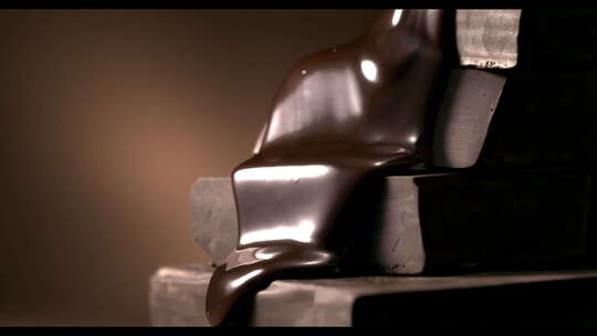 巧克力液体流动巧克力融化松露视频素材模板下载