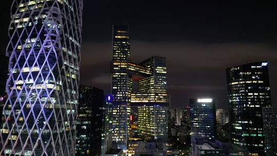 航拍深圳腾讯滨海大厦夜景