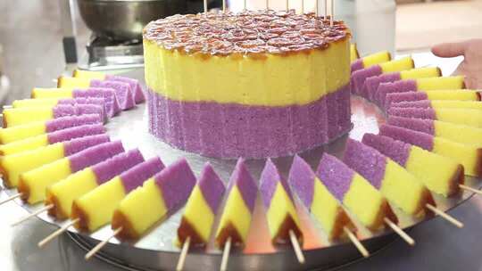 陕西西安回民街美食桂花糕升格慢镜