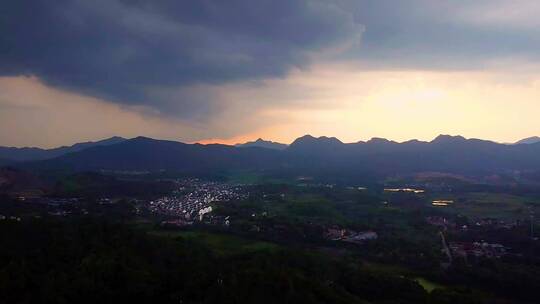 延时航拍乡村雷雨天气云层风暴视频素材模板下载