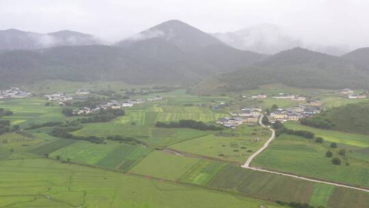 航拍4k原始村落西藏云南香格里拉视频素材模板下载