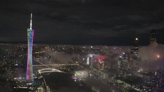 广州市中心珠江新城雨天夜景航拍