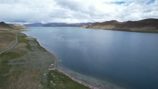 自驾西藏环绕羊卓雍措 湖泊 航拍超长原片