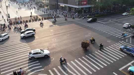 城市马路车流人流视频素材