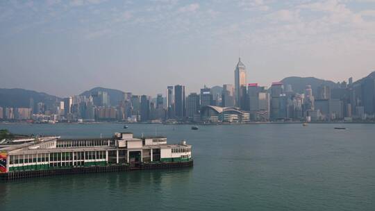 香港海运大厦天星码头日出光影