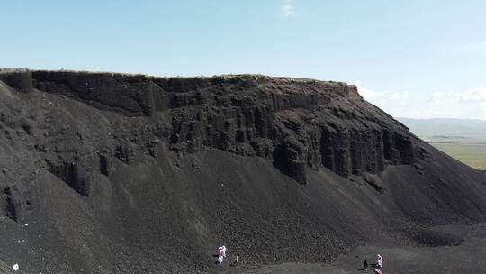 内蒙乌兰察布火山口焦糊火山航拍视频