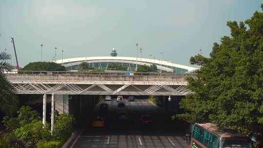 广州白云国际机场中国南方航空飞机滑行视频素材模板下载