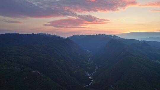贵州夕阳山脉航拍