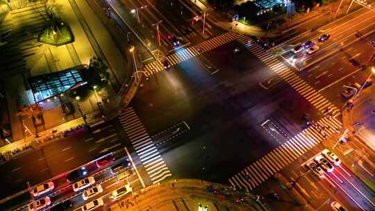 杭州钱塘新区十字路口夜景车流延时摄影