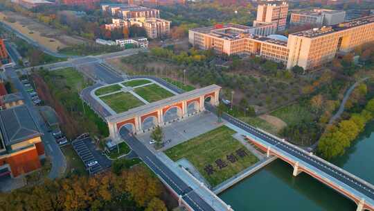 杭州浙江大学紫金港校区校门风景视频素材