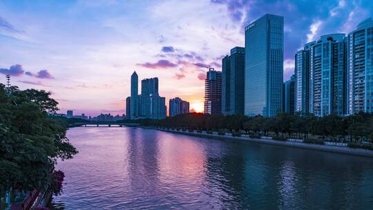 CBD摩天大楼日落夕阳云彩晚霞延时风景