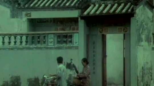 80年代 骑车带人