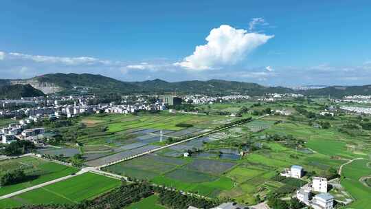 航拍夏日广西乡村美丽山水风景如画