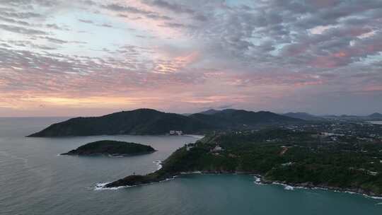 东南亚泰国普吉岛安达曼海夏季日落时的海景