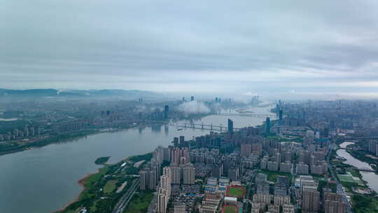 清晨云海南昌城市赣江城市大全景延时航拍