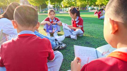 小学生读书儿童教育