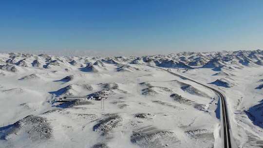 无人机航拍雪山