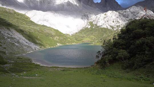 高山湖泊湖水神湖