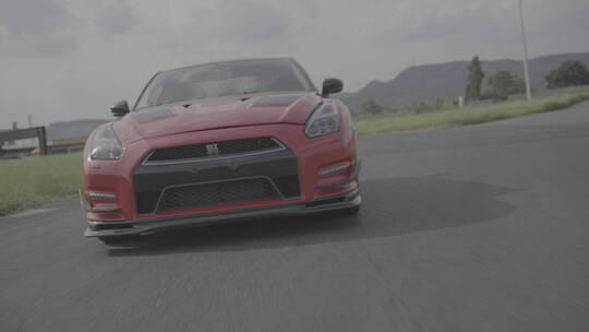 GTR 红色跑车 多角度赛道跟拍 4K SLOG3