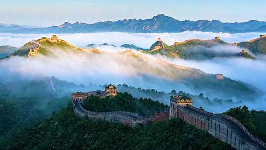 中国万里长城云海日出自然风光