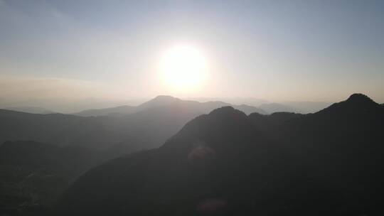 航拍高山夕阳落日