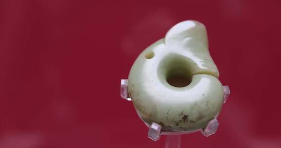 新石器时代红山文化晚期玉玦形龙