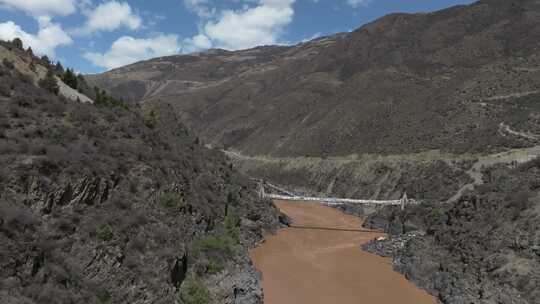 西藏那曲地区丁青县怒江大桥高空航拍