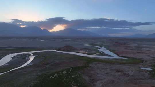 新疆木吉火山口