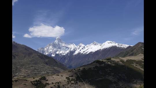 四川阿坝小金县四姑娘山